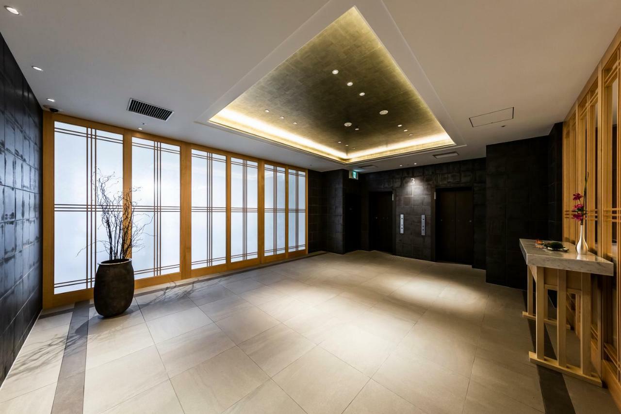 Via Inn Prime Shinsaibashi Yotsubashi Osaka Bagian luar foto